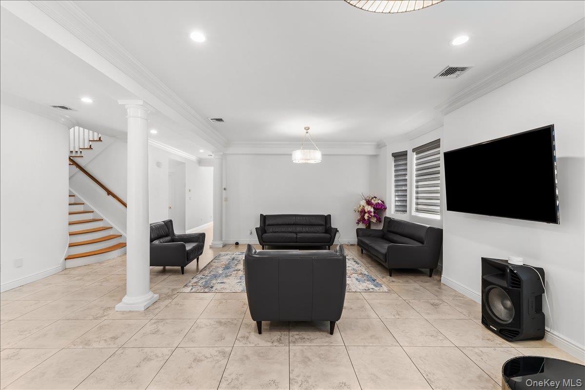 11A Forest Lane — photo 11