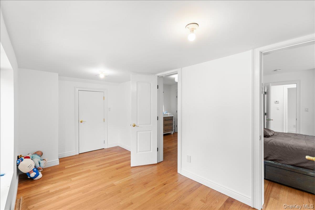 11A Forest Lane — photo 35