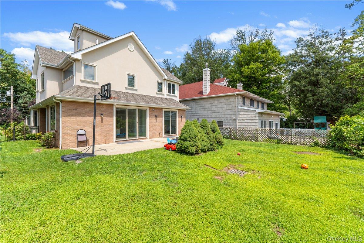 11A Forest Lane — photo 42