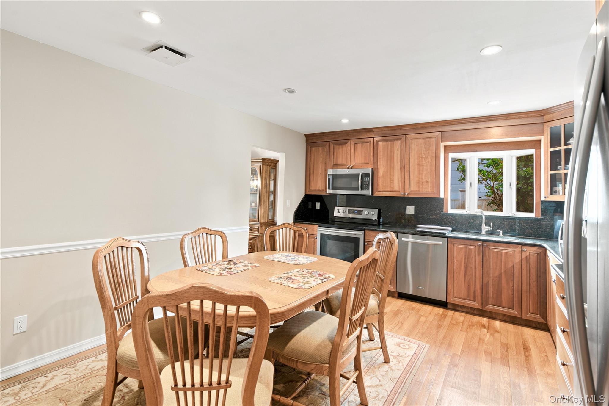 6 Navy Drive — photo 14