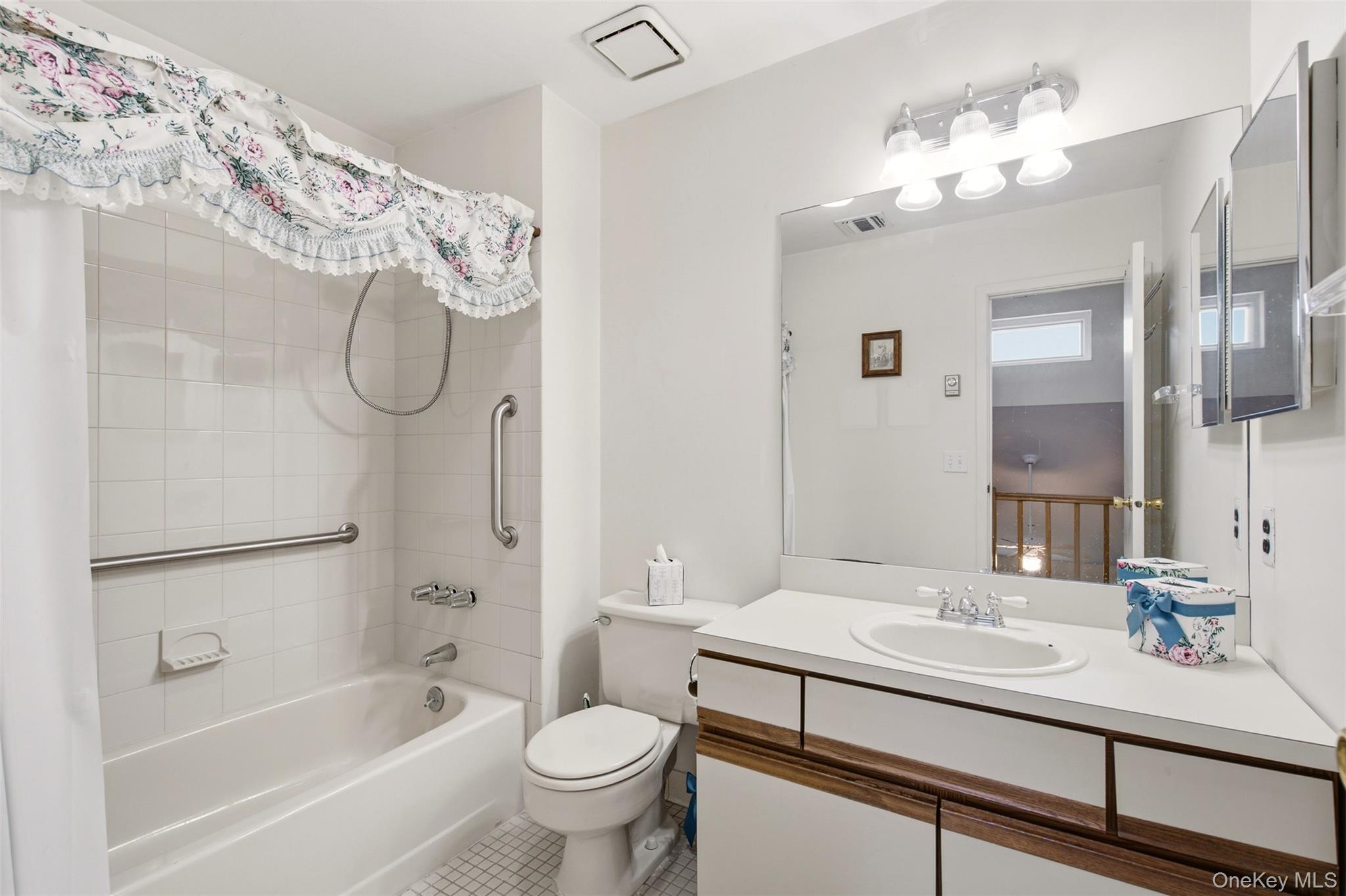 113 Scarlett Drive — photo 16