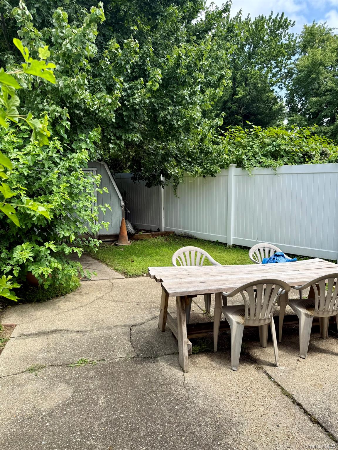 1207 Slabey Avenue — photo 25