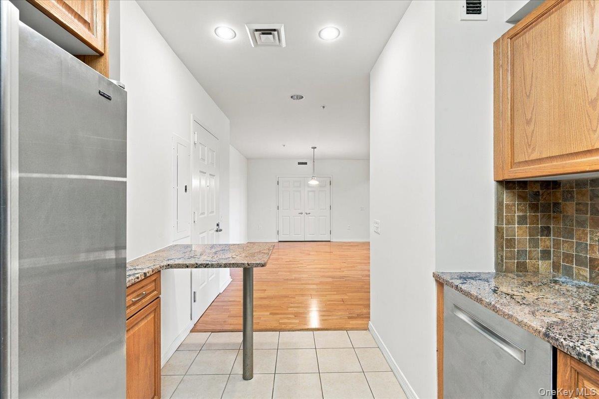 100 Harbor View Drive #651 — photo 14