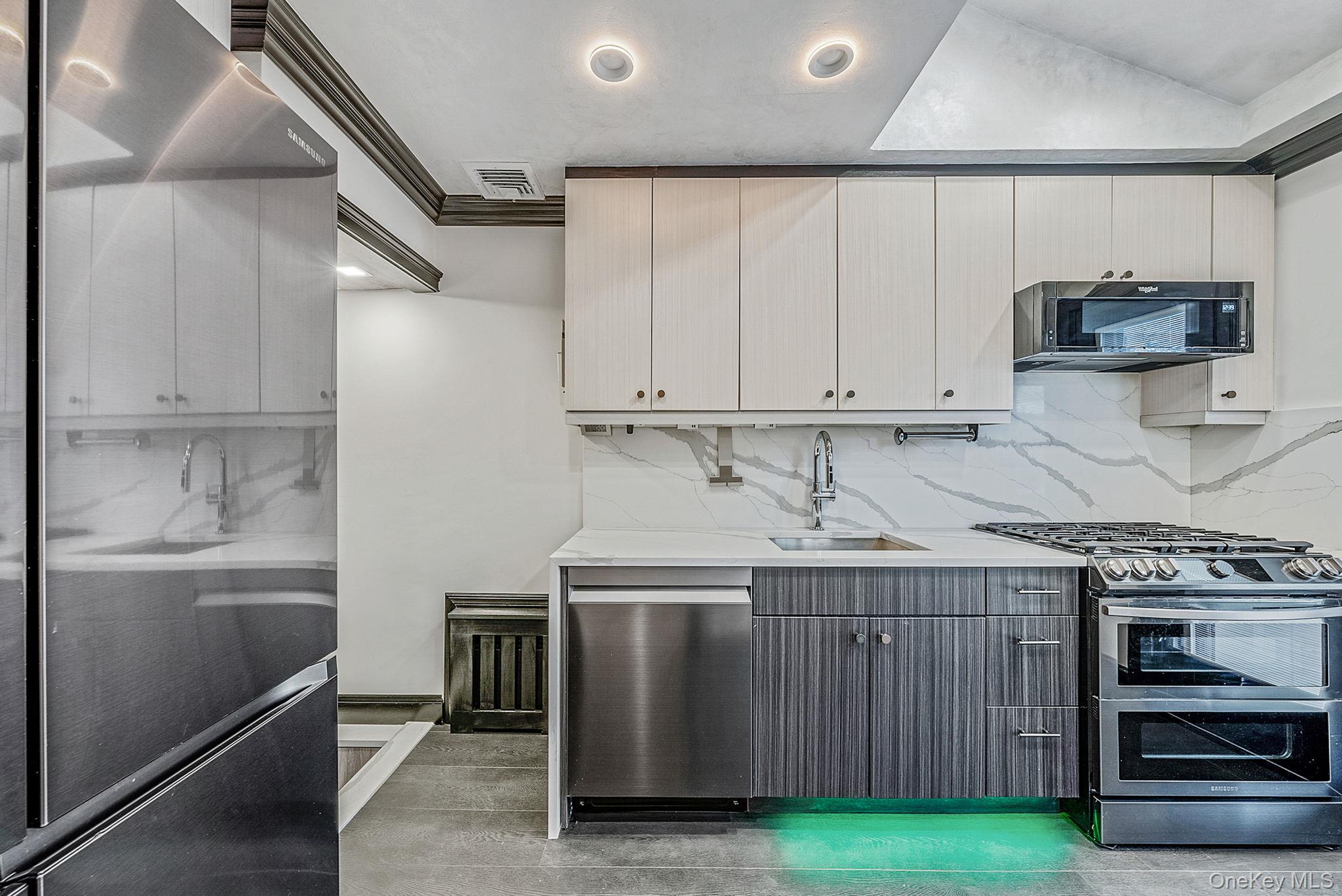 32 Everett Street — photo 15