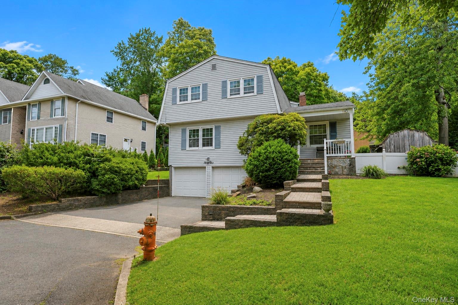 35 Sanford Street — photo 3