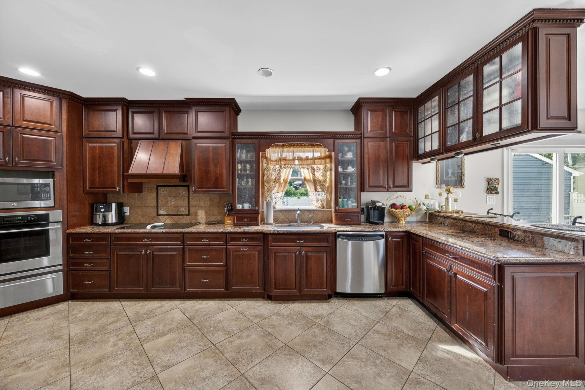 60 Steuben Boulevard — photo 12