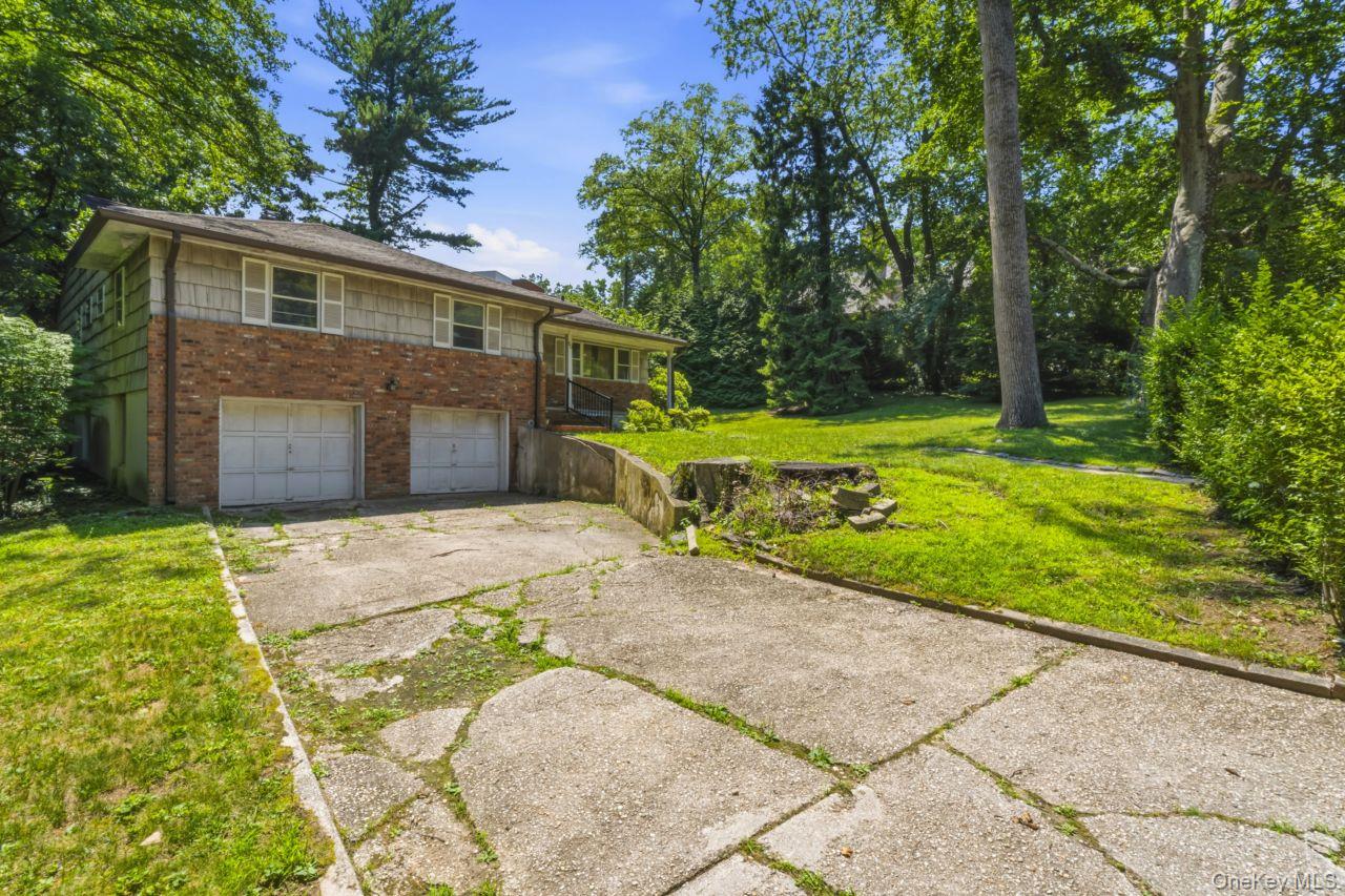 80 Nassau Drive — photo 11