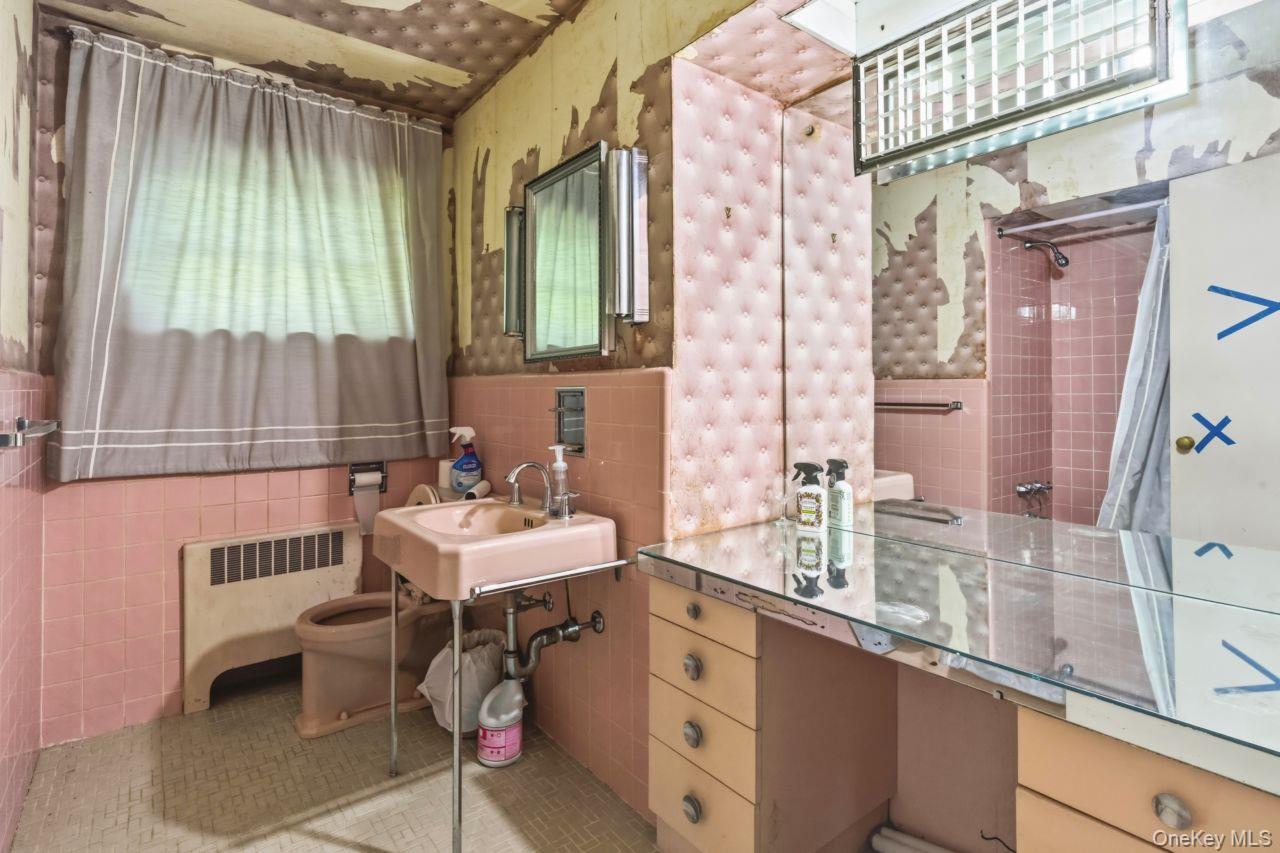 80 Nassau Drive — photo 12