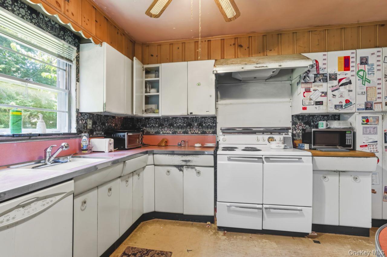 80 Nassau Drive — photo 13
