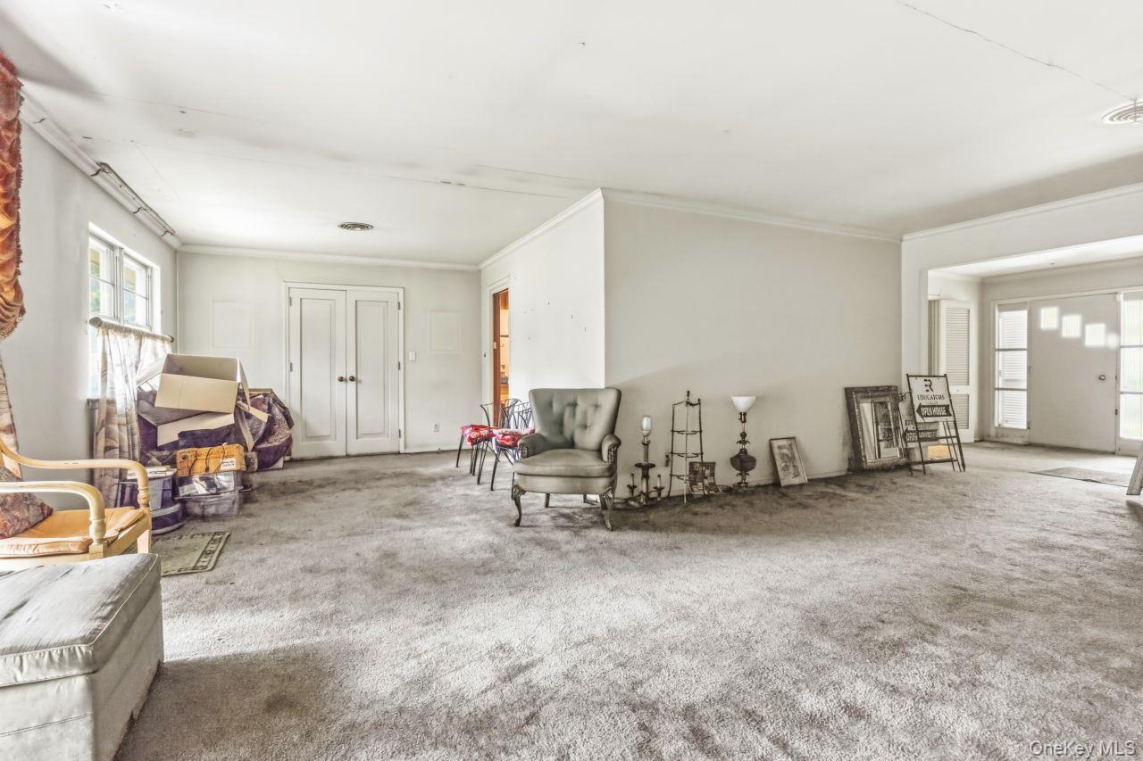80 Nassau Drive — photo 9