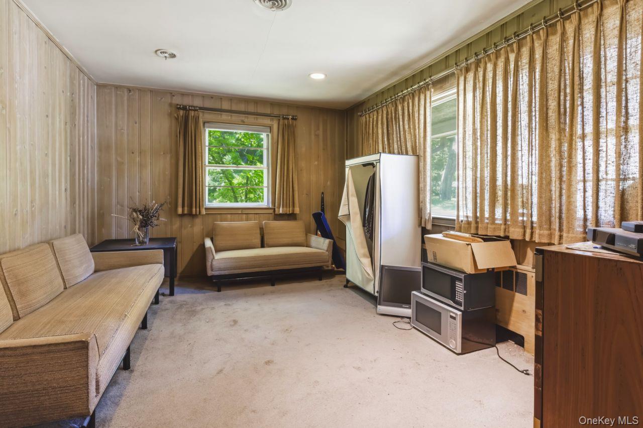 80 Nassau Drive — photo 10