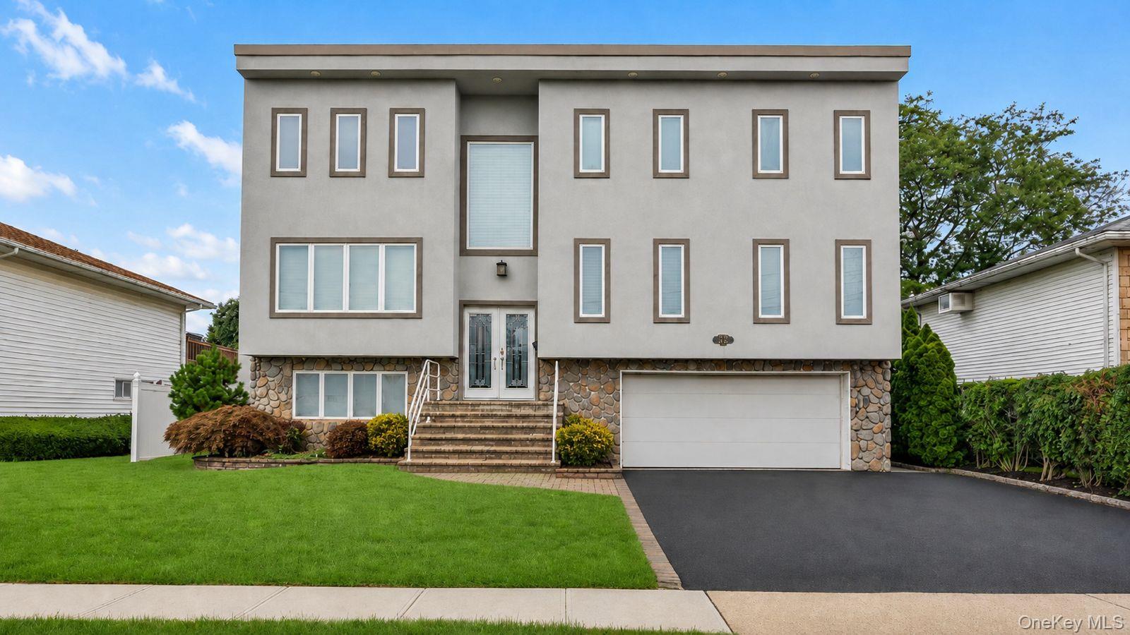 2489 Aron Drive — photo 2