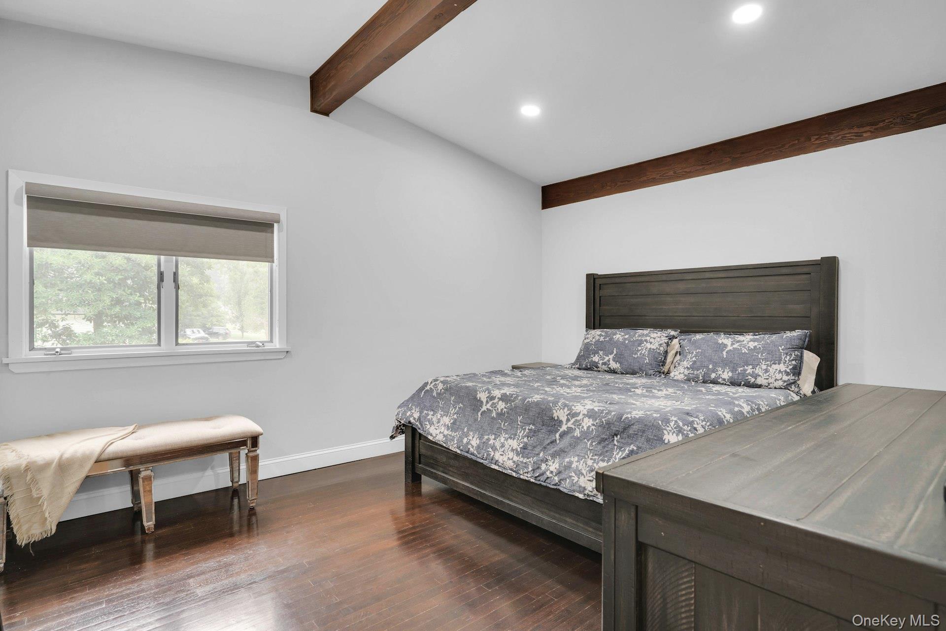 764 Vanderbilt Parkway — photo 28