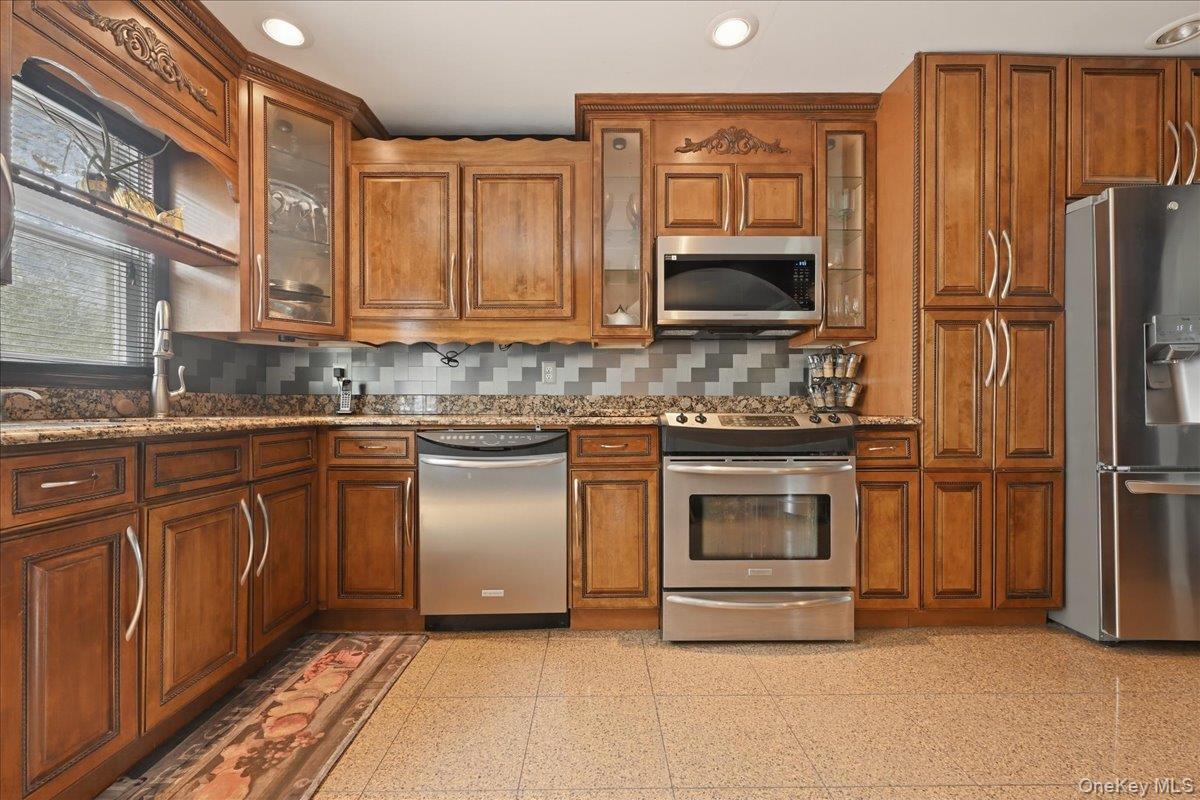 844 Park Lane — photo 9