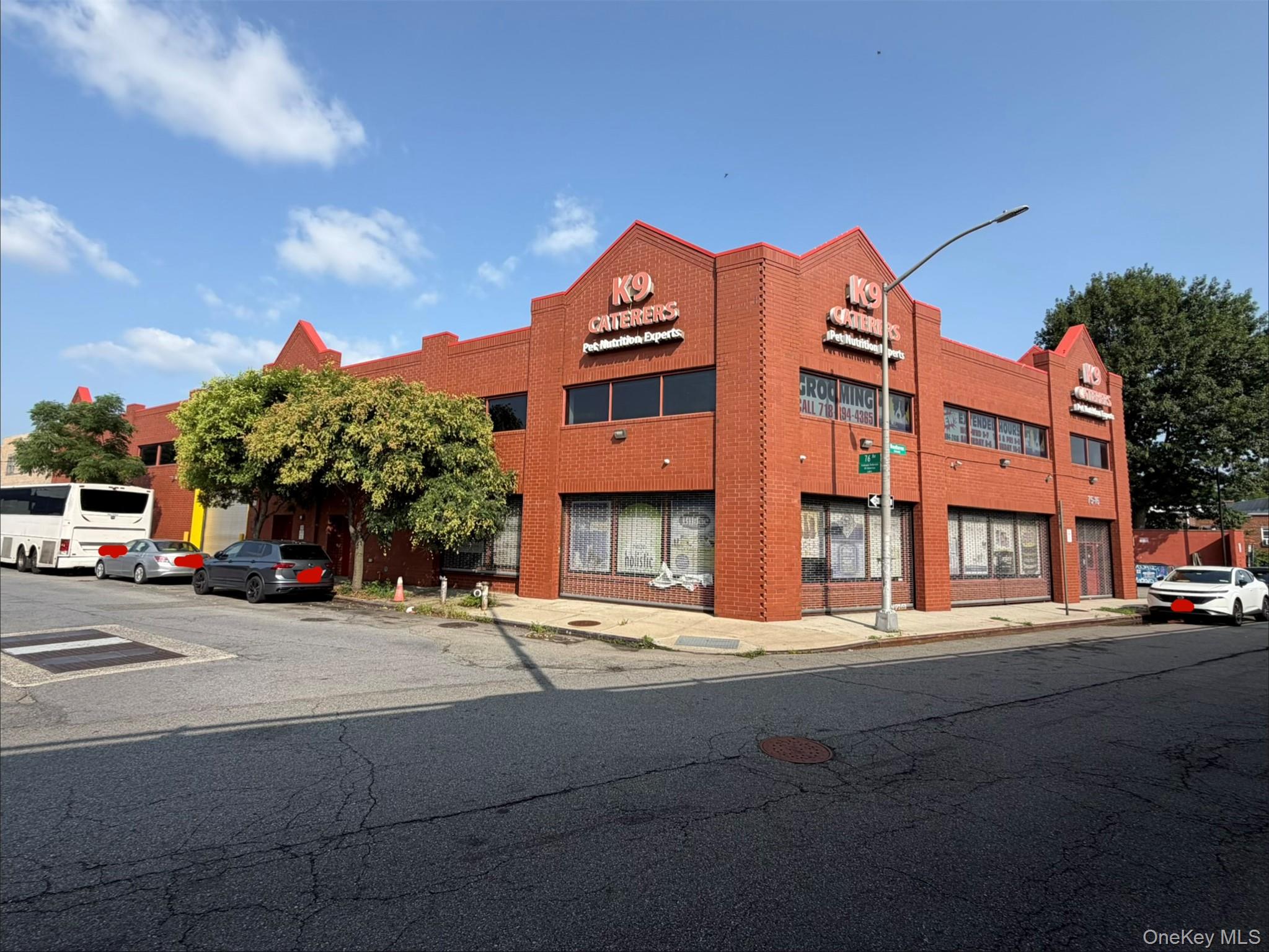 88-81 76th Avenue, Glendale