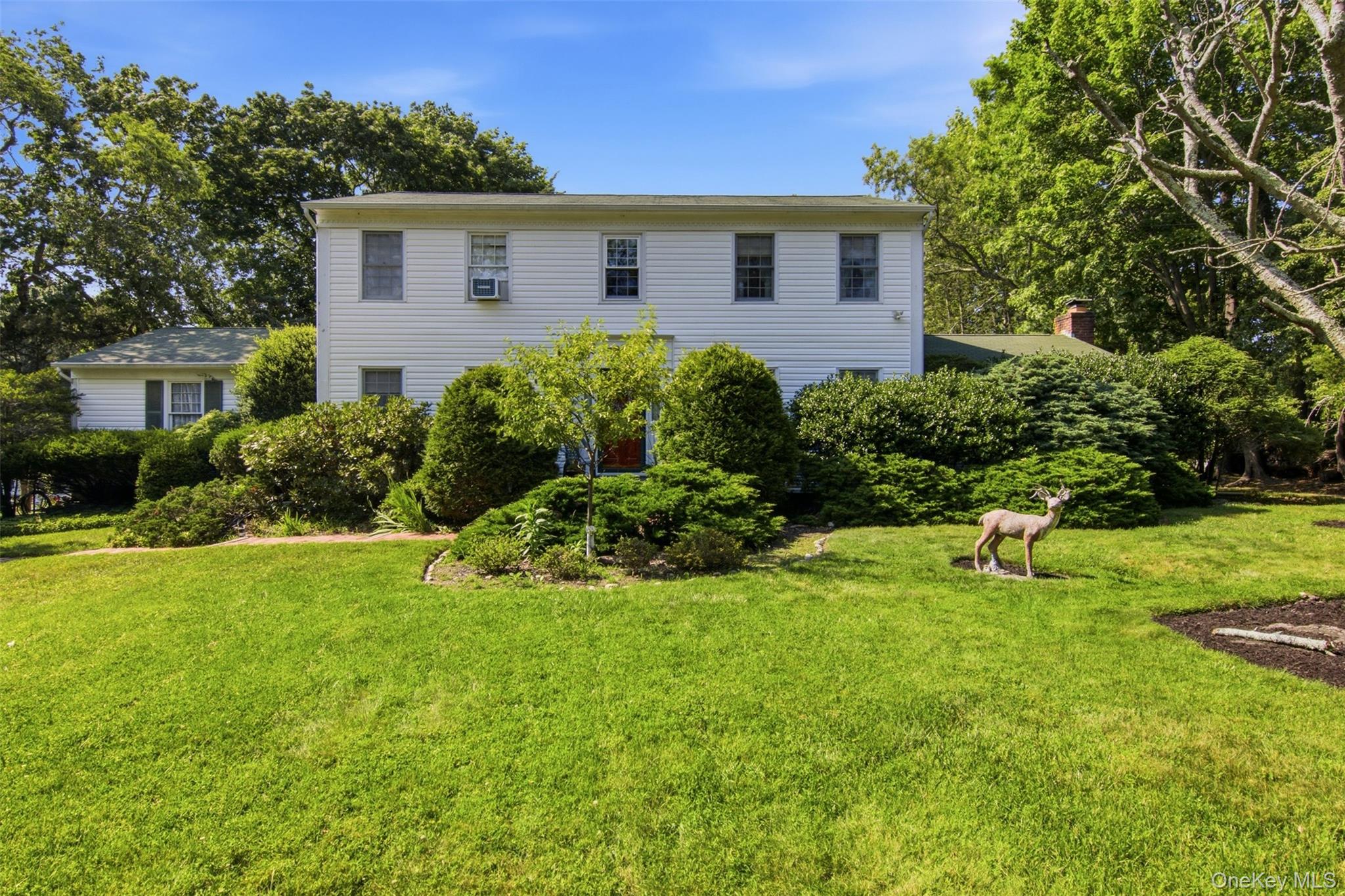 1 Gaul Road, Setauket