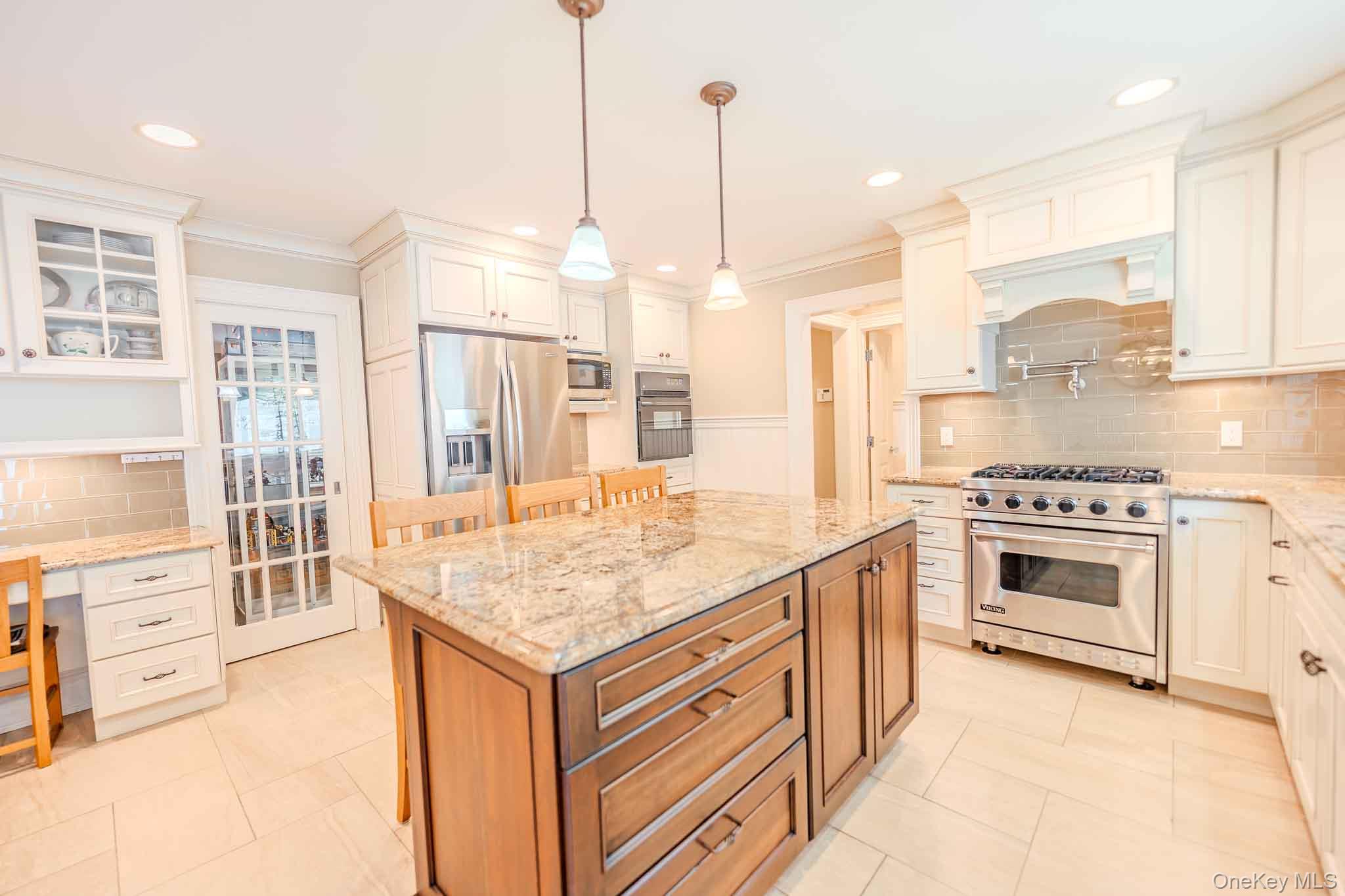 70 Karol Place — photo 14