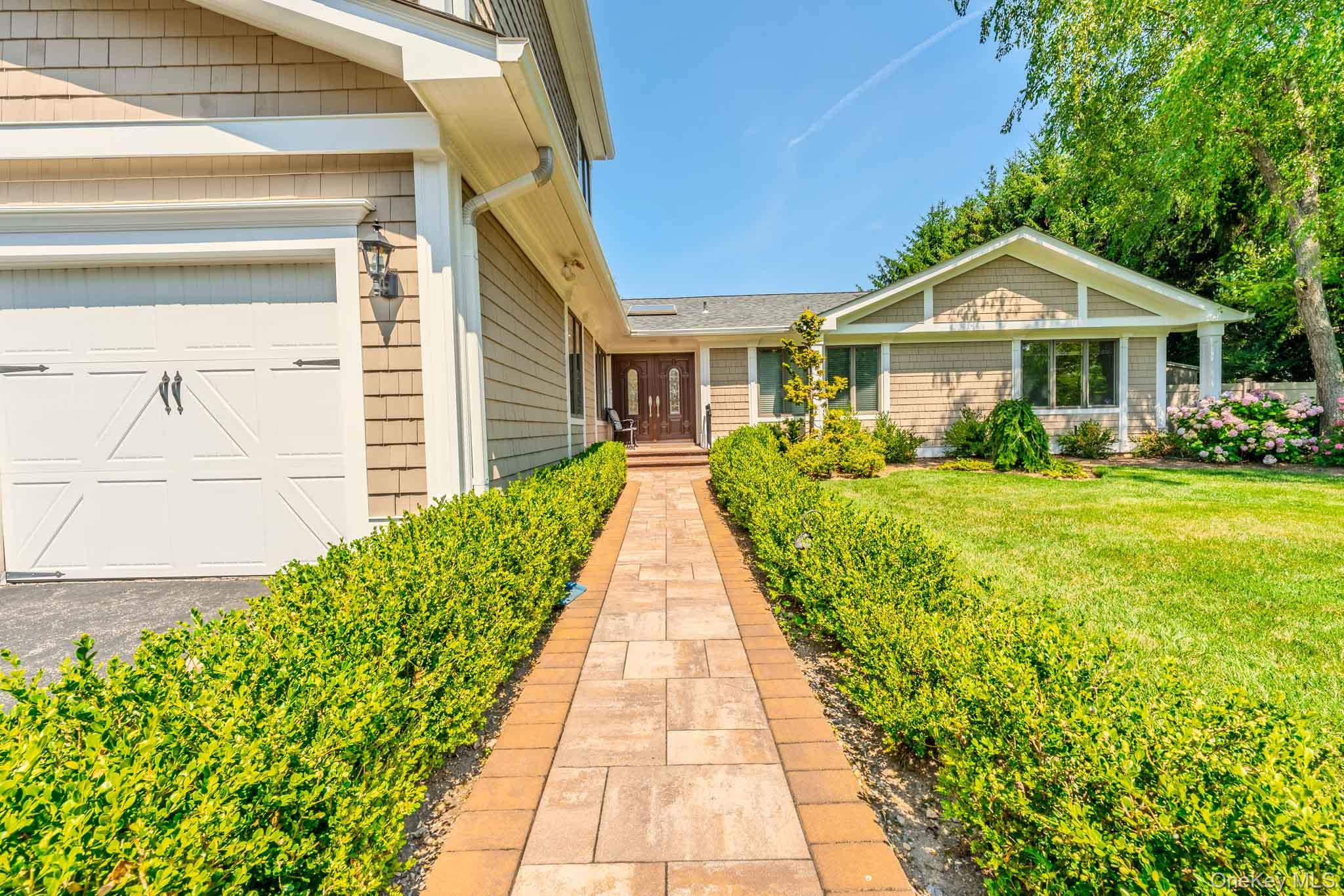 70 Karol Place — photo 4