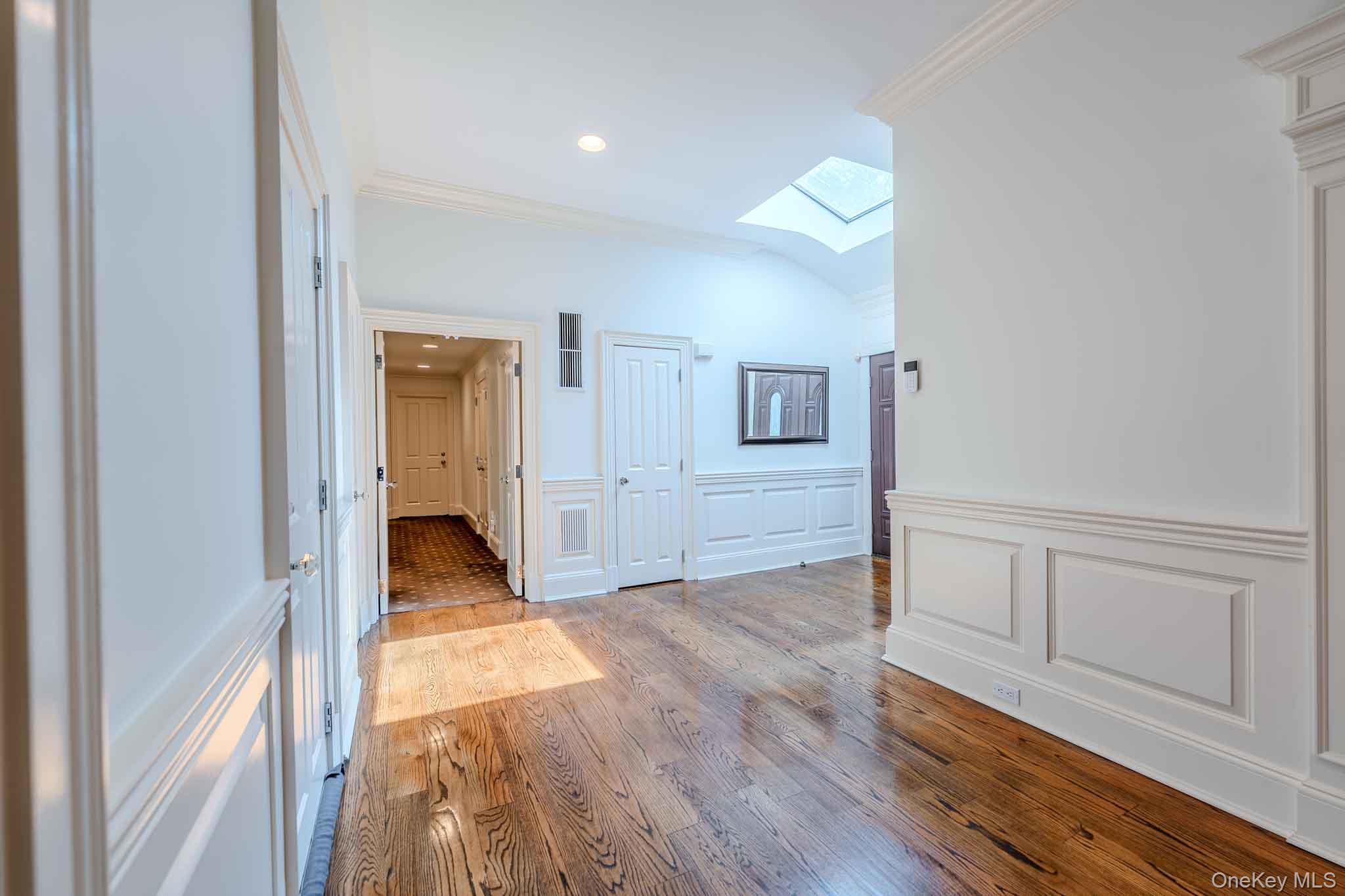 70 Karol Place — photo 6