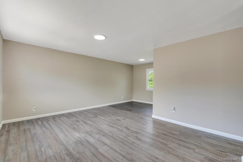 941 Provost Avenue — photo 9