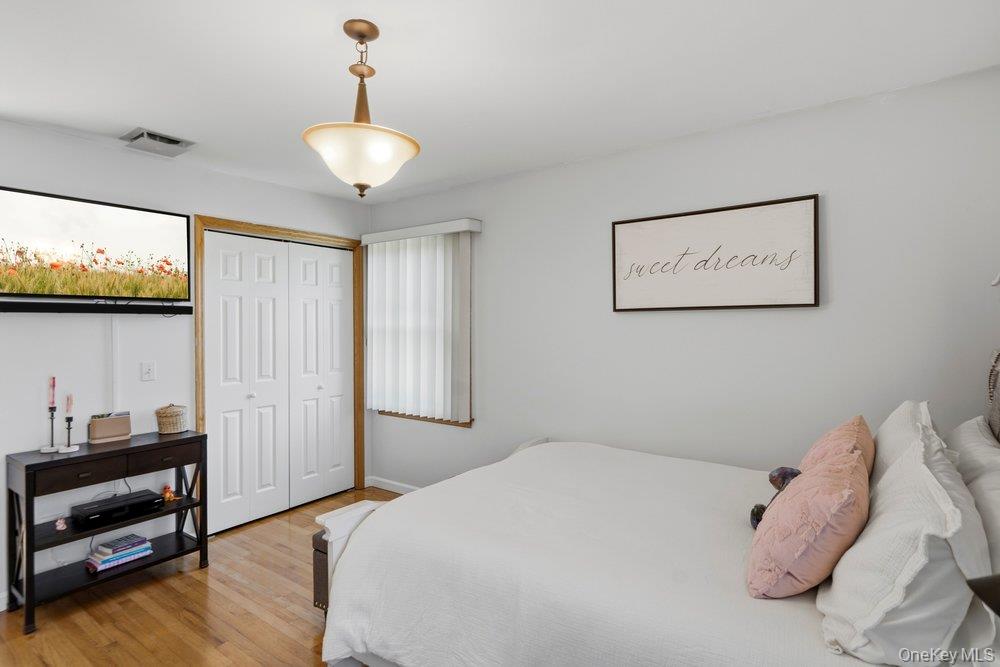 2066 Washington Avenue — photo 30