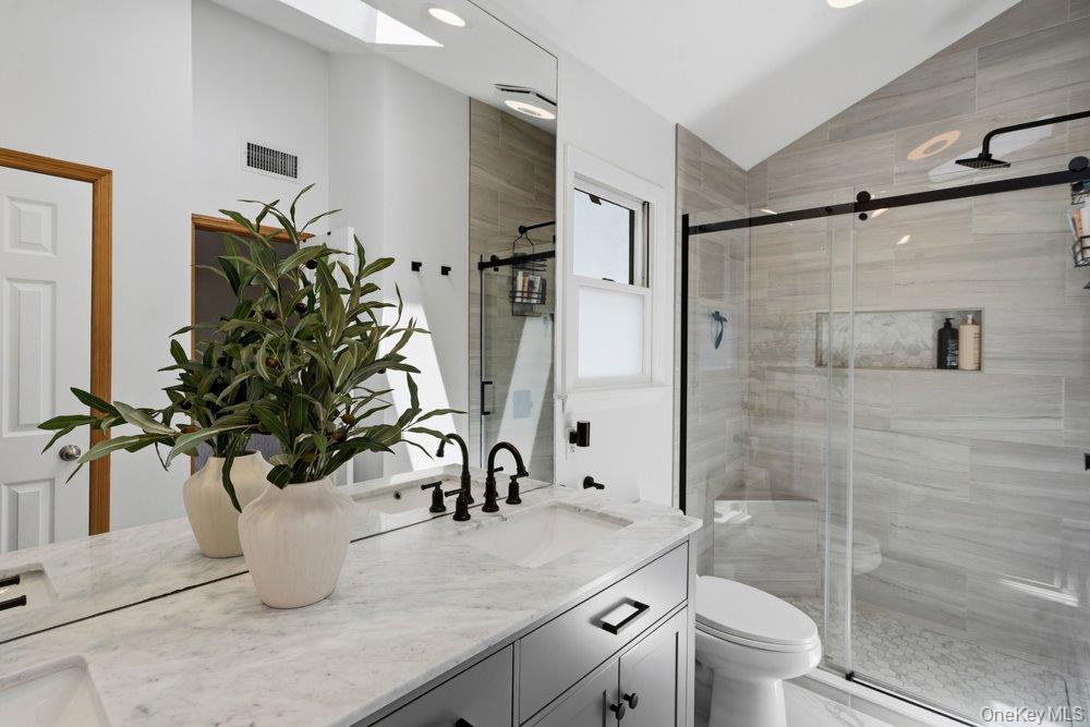 2066 Washington Avenue — photo 36