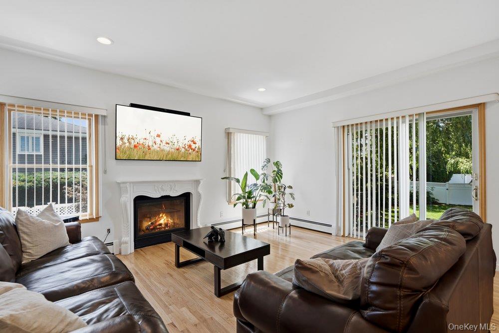 2066 Washington Avenue — photo 7