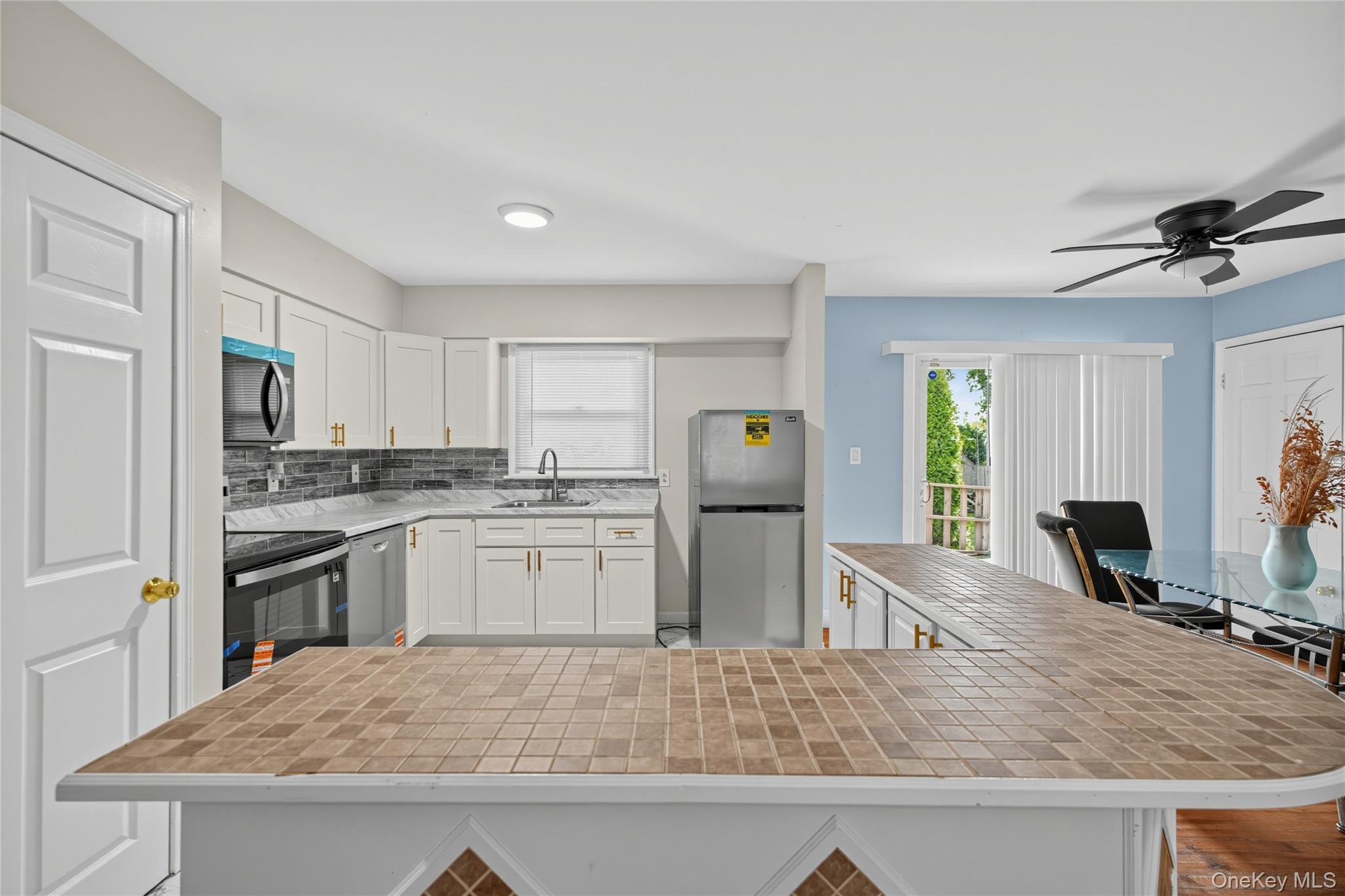 182 New York Avenue — photo 17