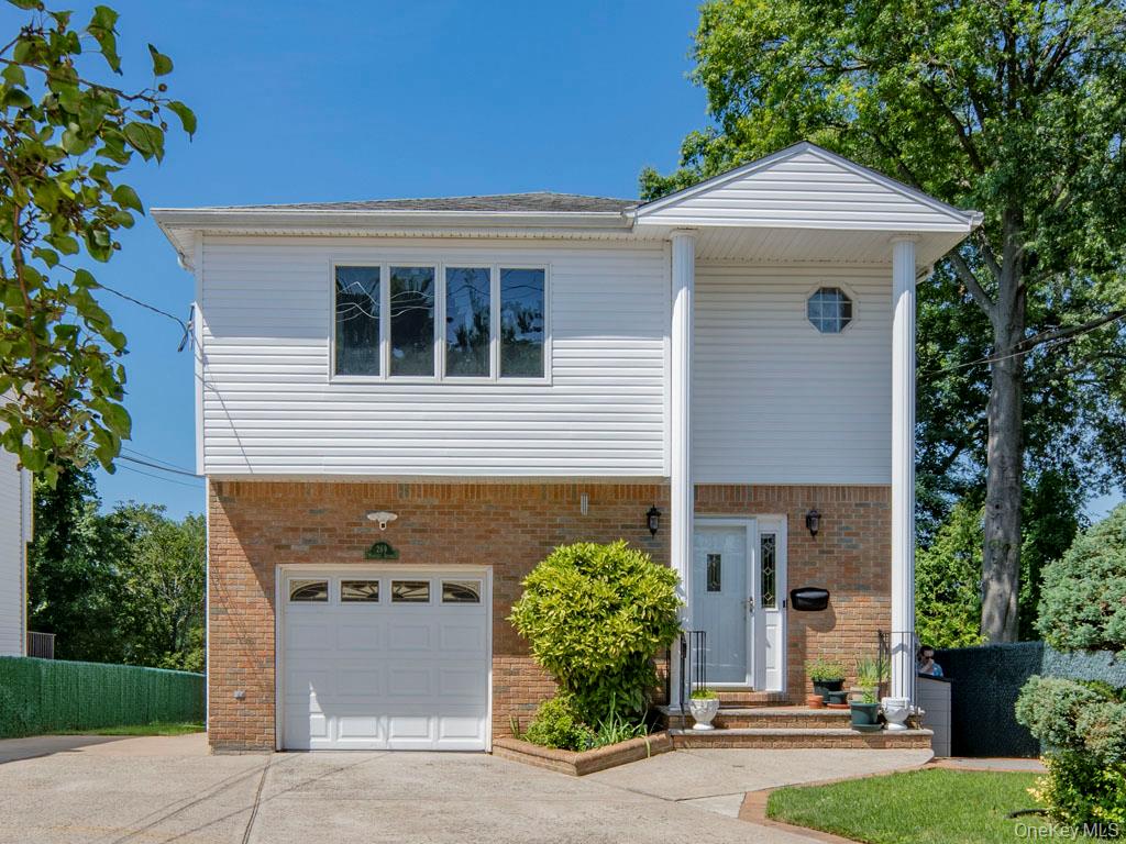 269 Marcus Avenue, Garden City Park