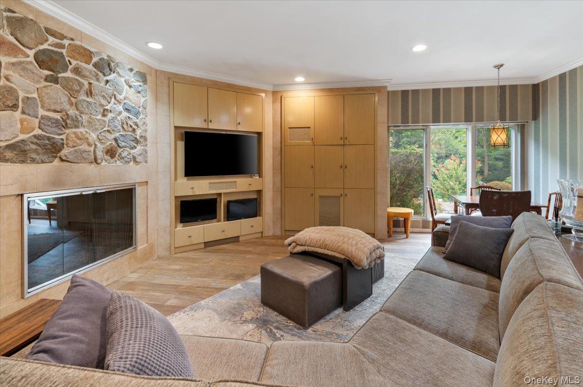 24 Emerson Road — photo 14
