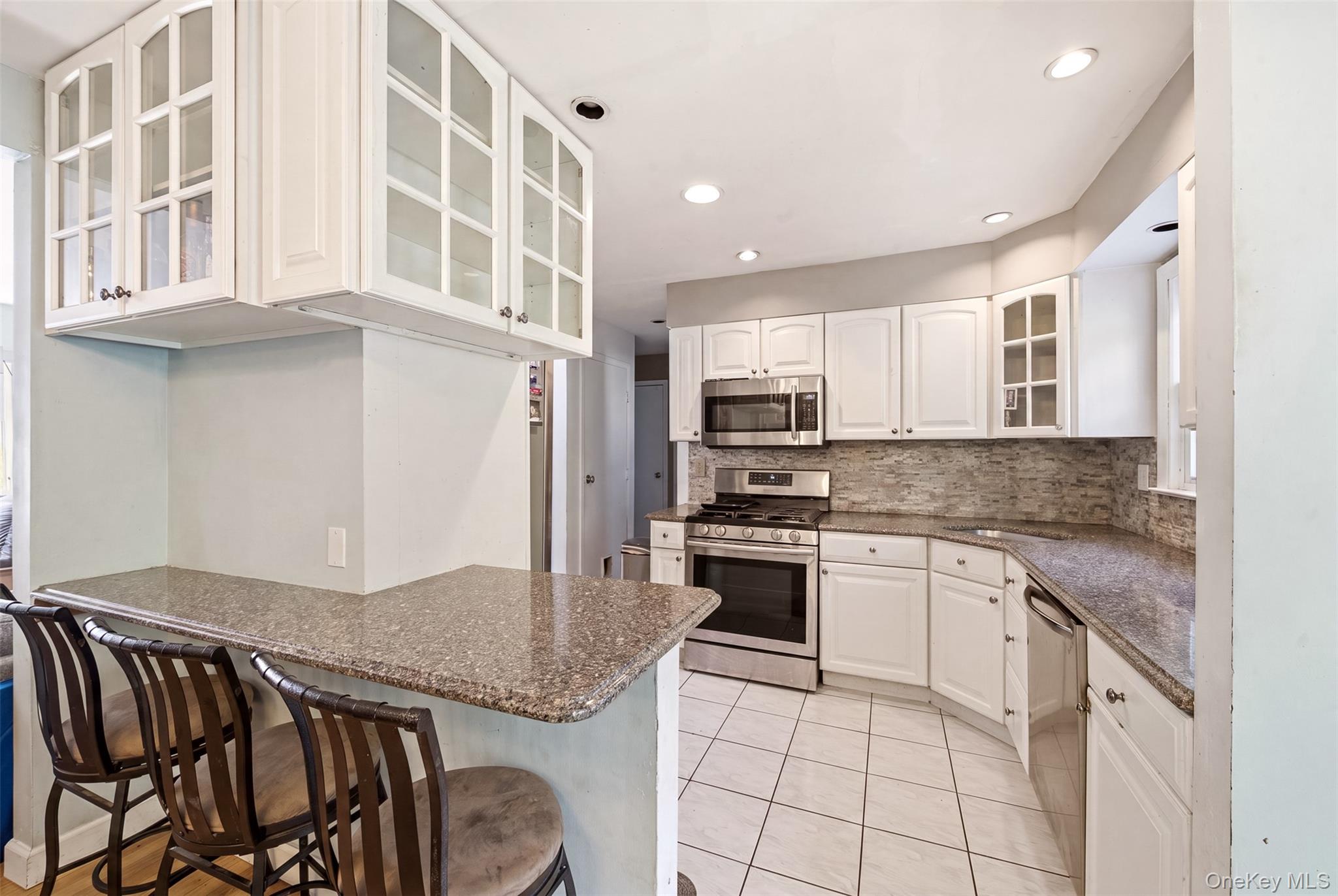 46 Catherine Street — photo 4