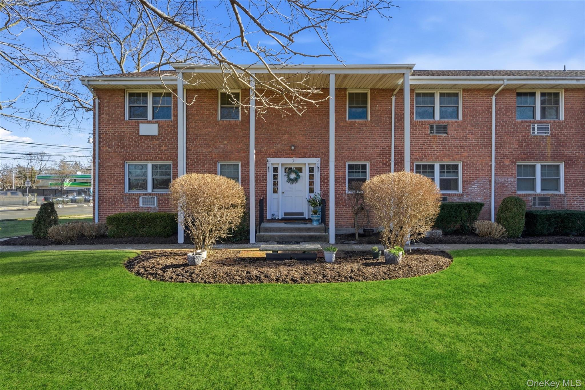 297 Merrick Road #D 1 — photo 2