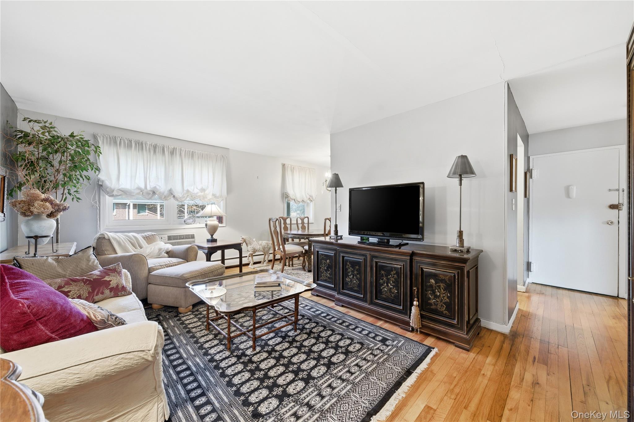 297 Merrick Road #D 1 — photo 5