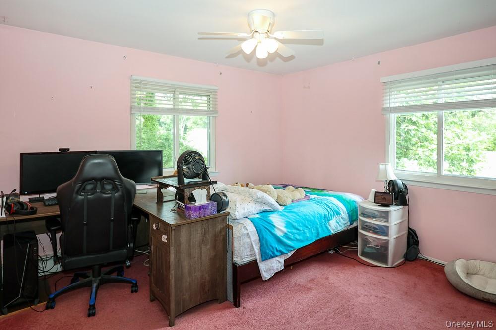 555 Windsor Avenue — photo 16
