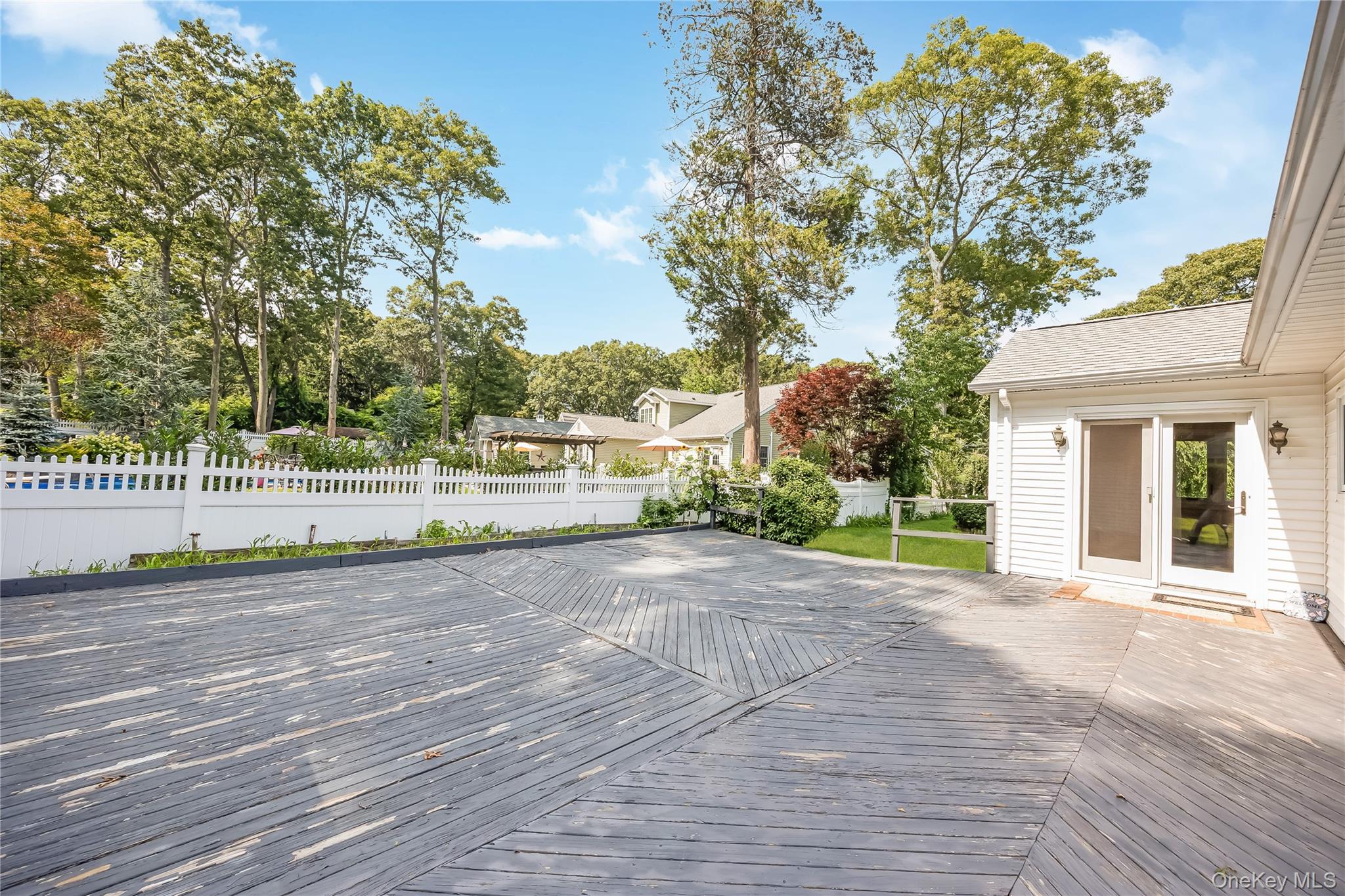 42 Pineacre Drive — photo 28