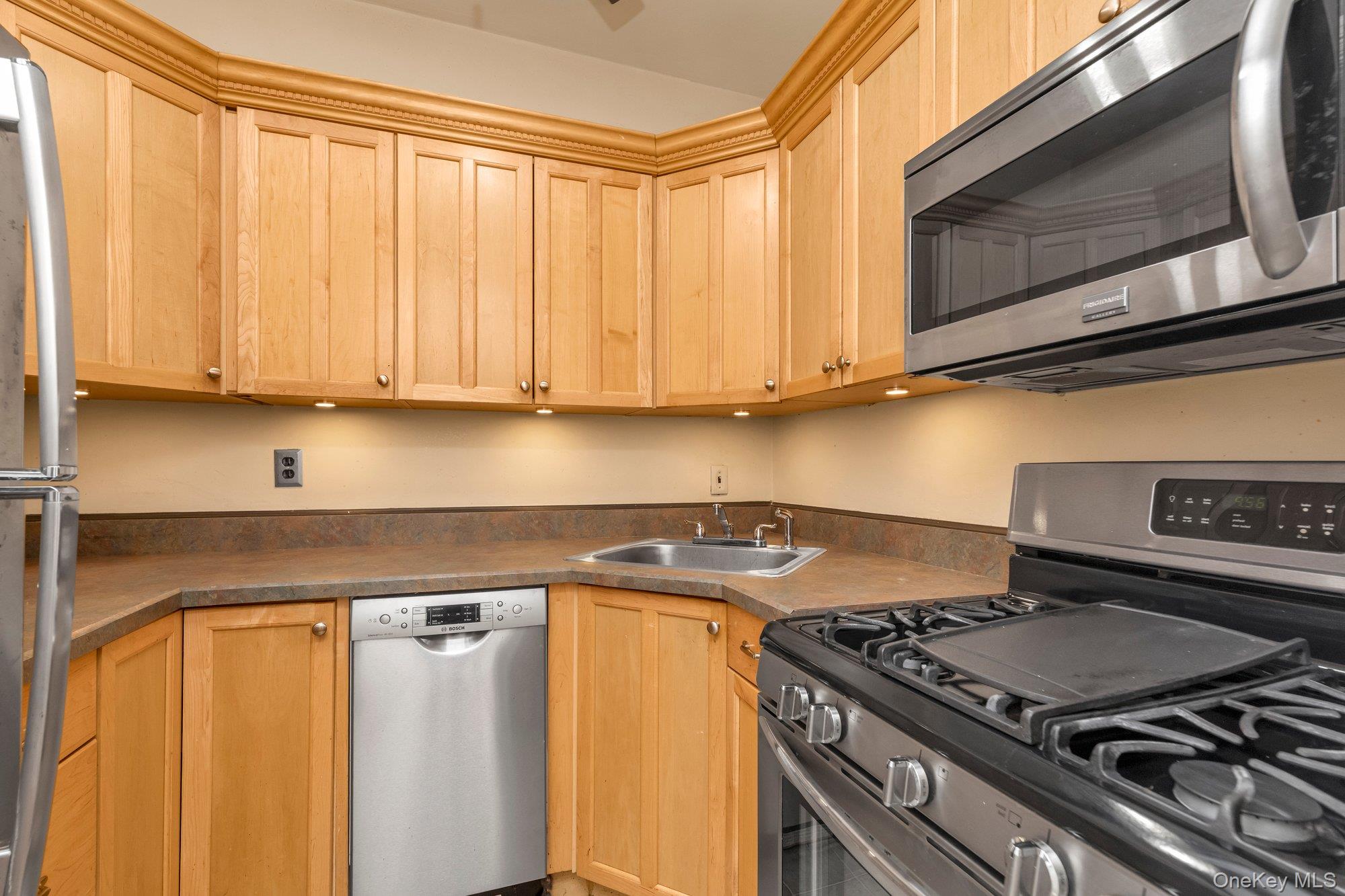 55 Grand Avenue #2A — photo 8