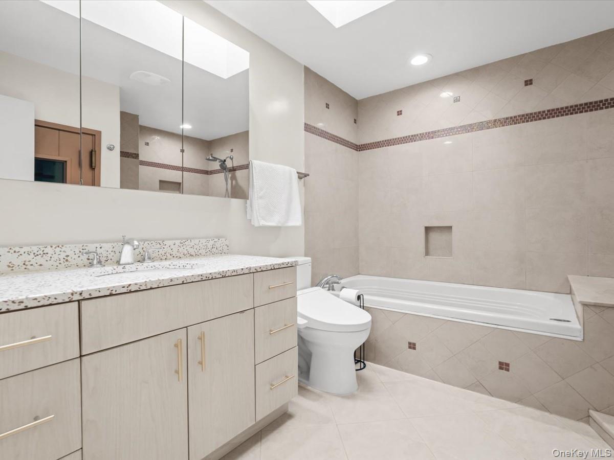 34 Windsor Gate Drive — photo 17