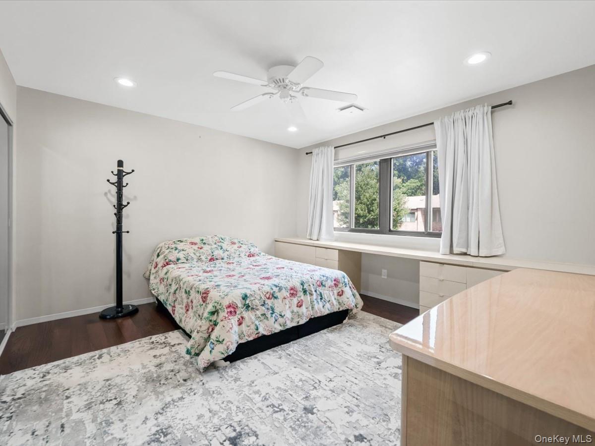 34 Windsor Gate Drive — photo 19