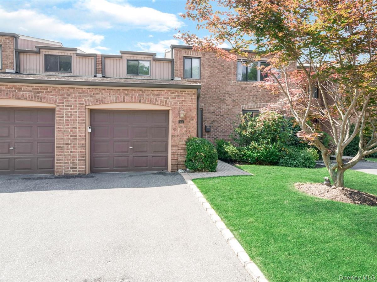 34 Windsor Gate Drive — photo 2