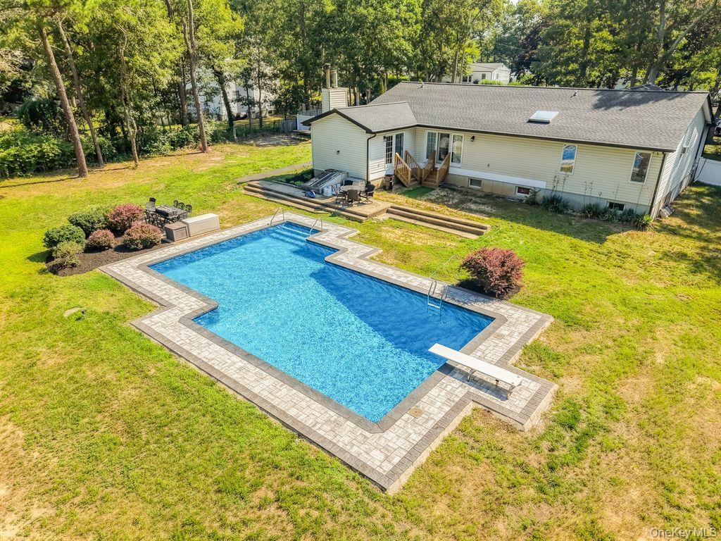 24 Bauer Avenue — photo 4