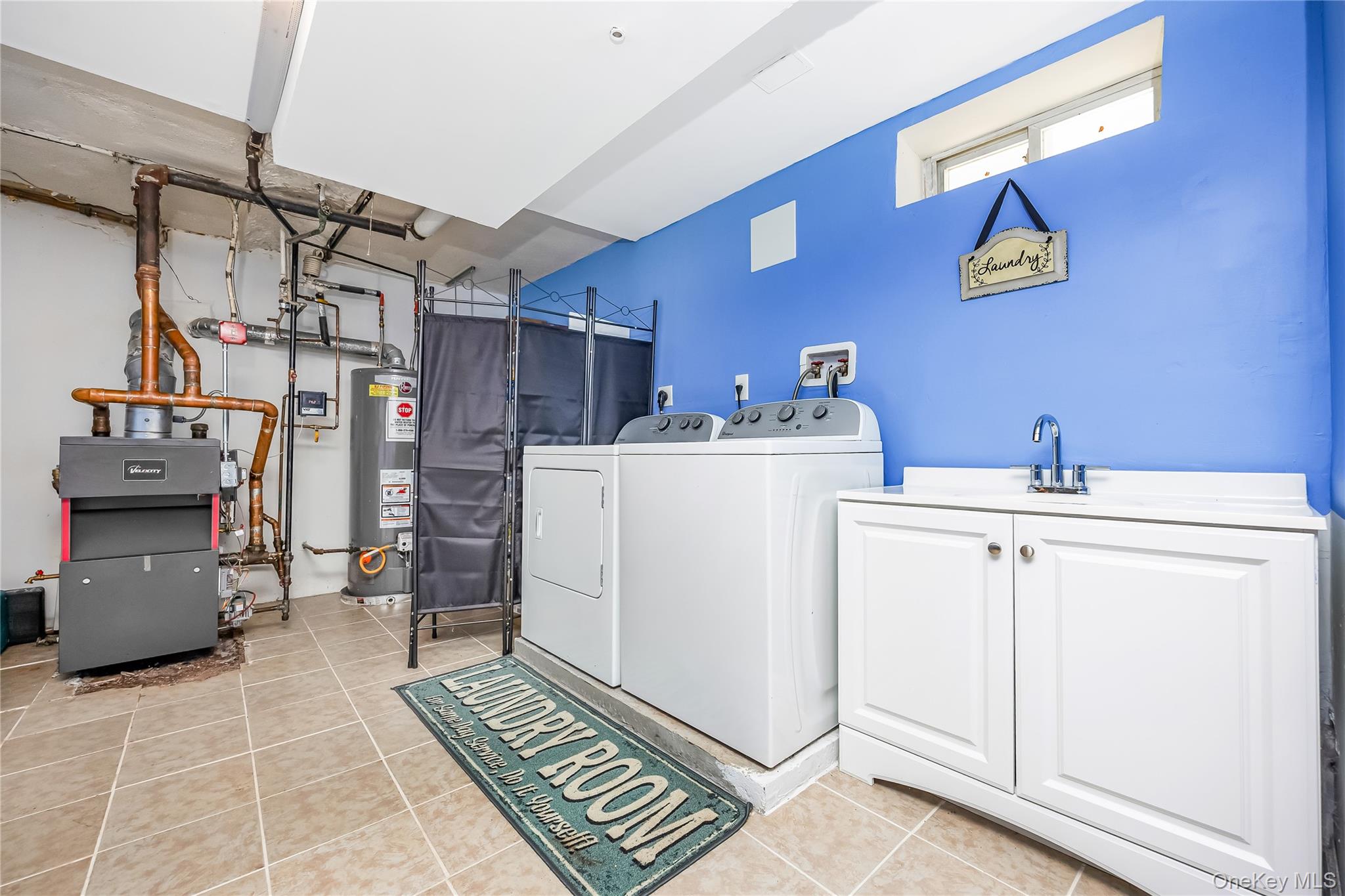 133 Booth Street — photo 37