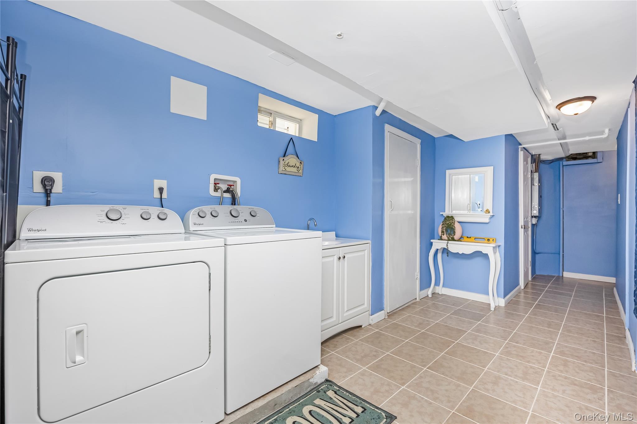 133 Booth Street — photo 38