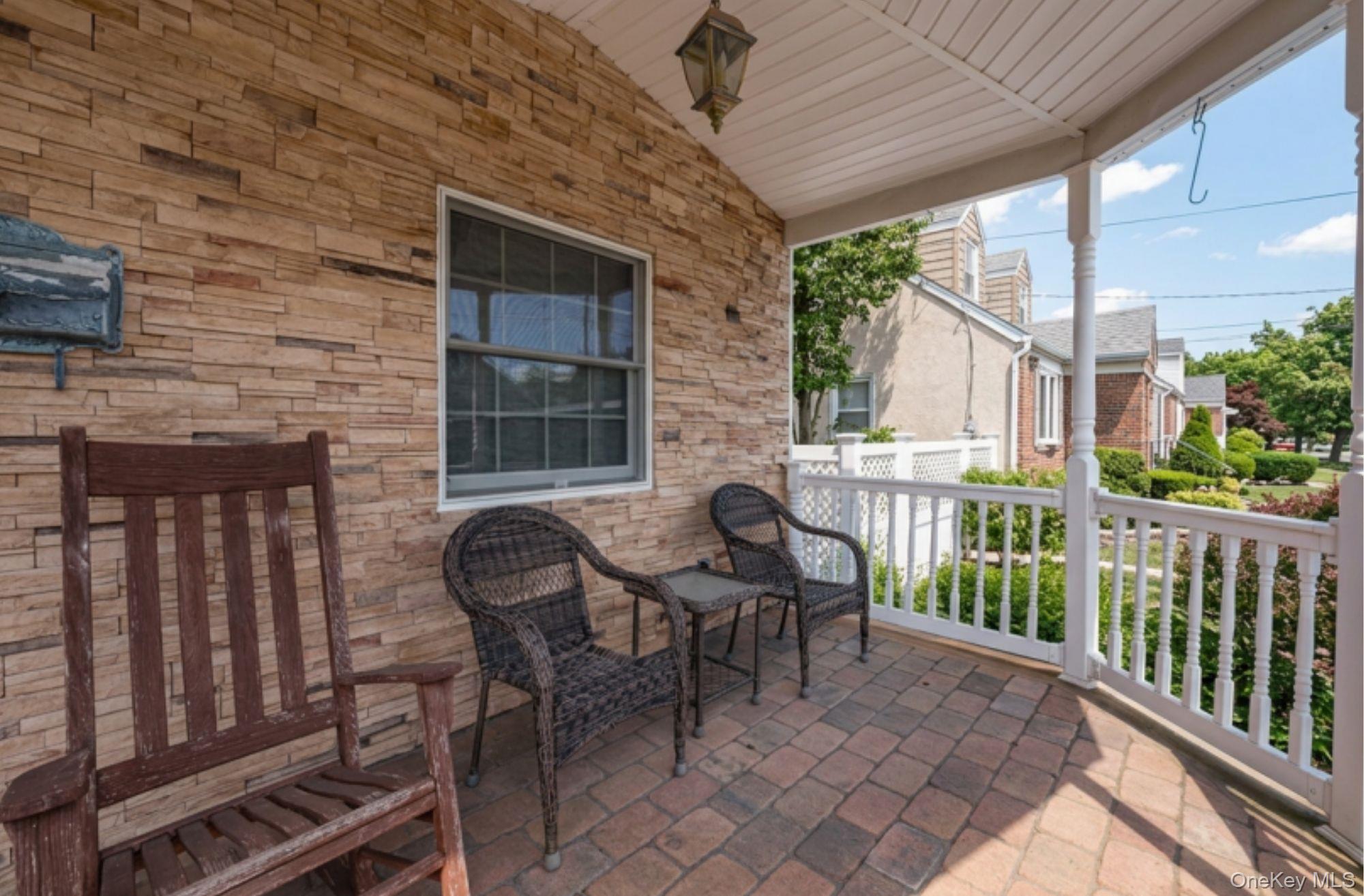 720 Farmers Avenue — photo 4