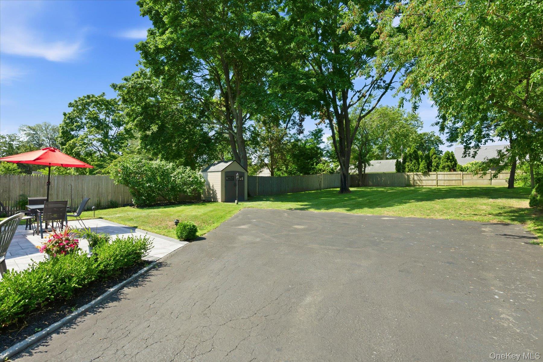 277 Howell Avenue — photo 20