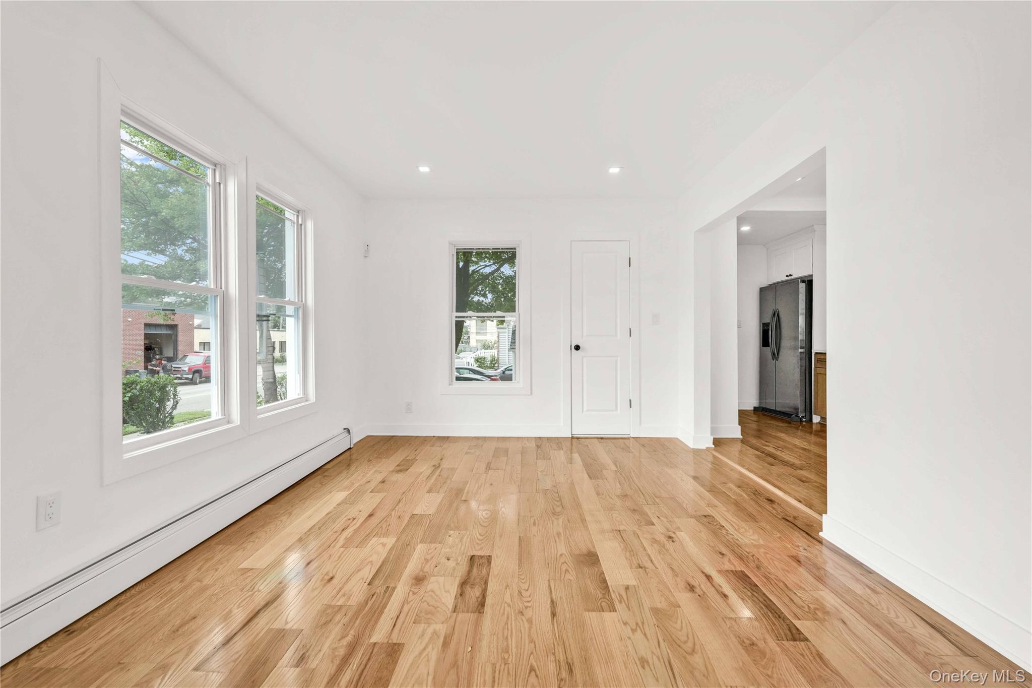 42 Satterie Avenue — photo 8