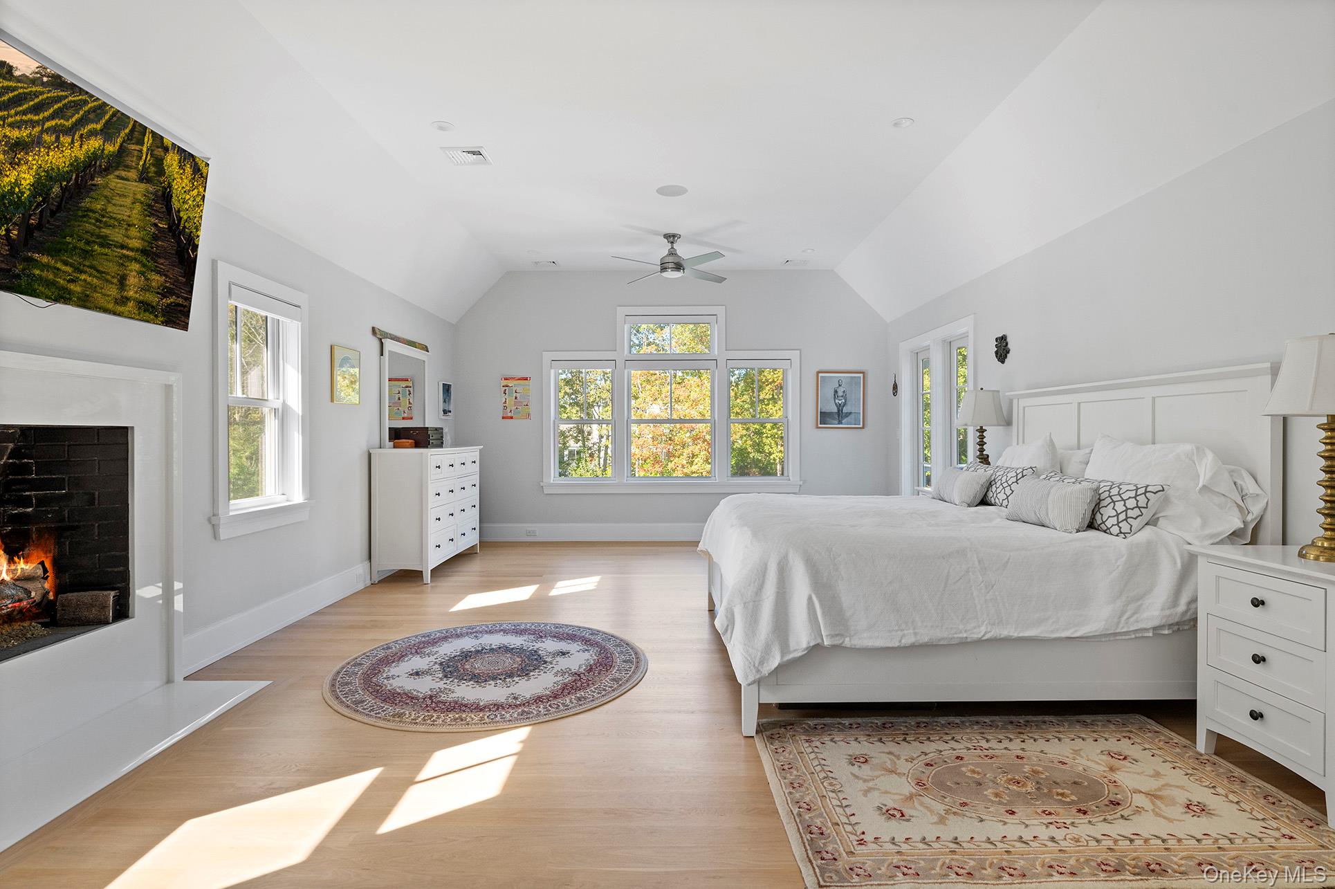 41 Arbutus Road — photo 20