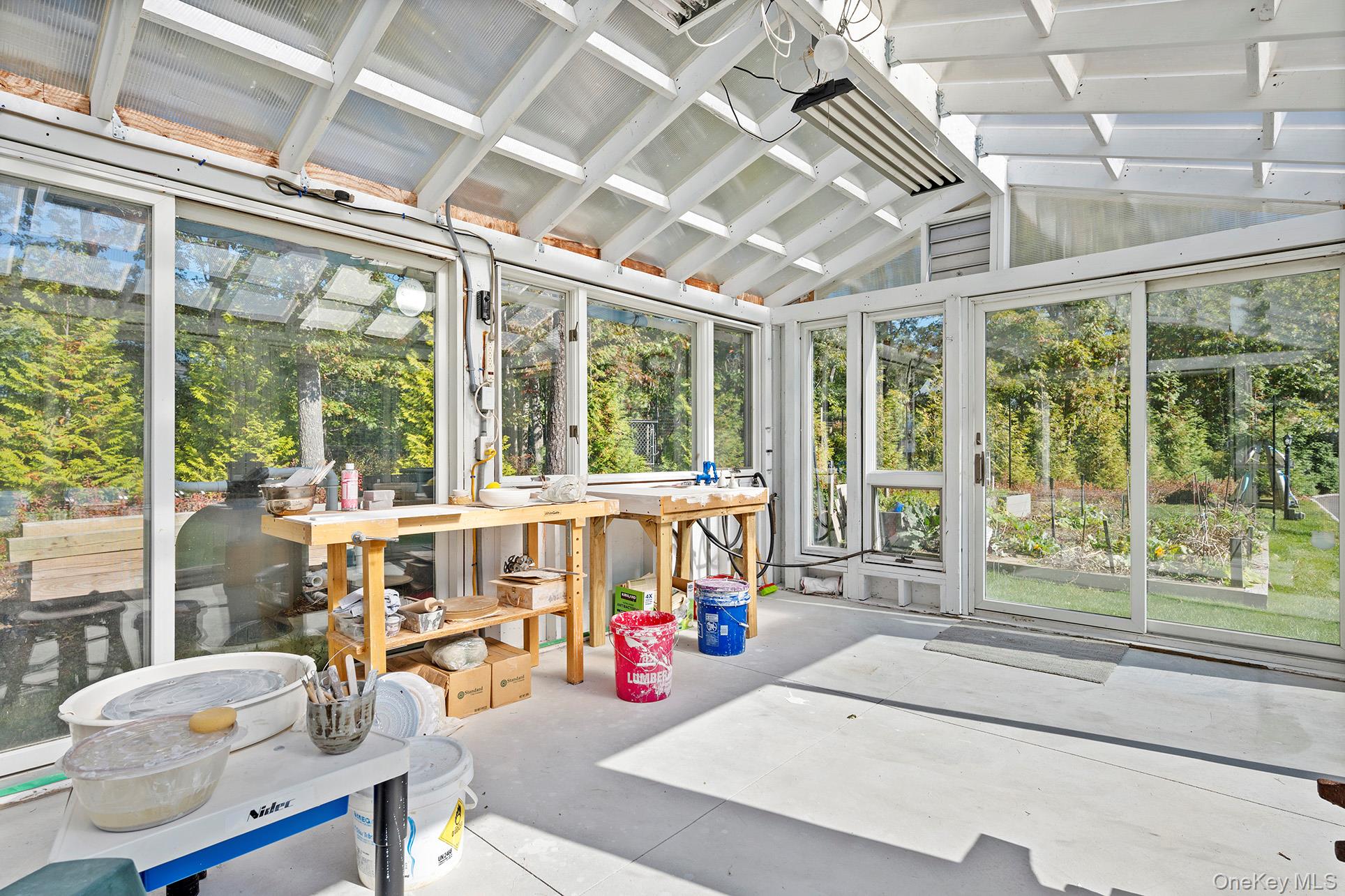 41 Arbutus Road — photo 37