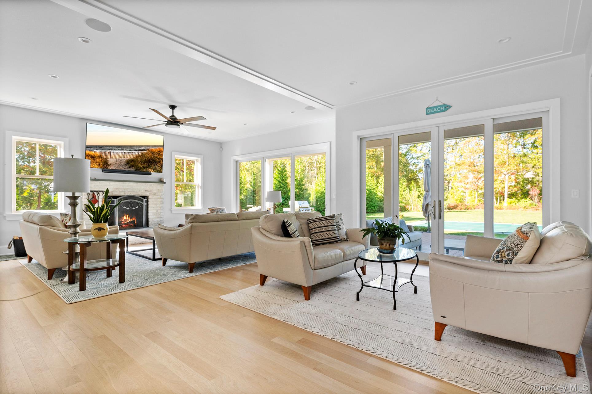 41 Arbutus Road — photo 8