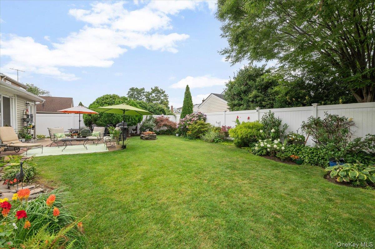 1042 Jefferson Street — photo 33