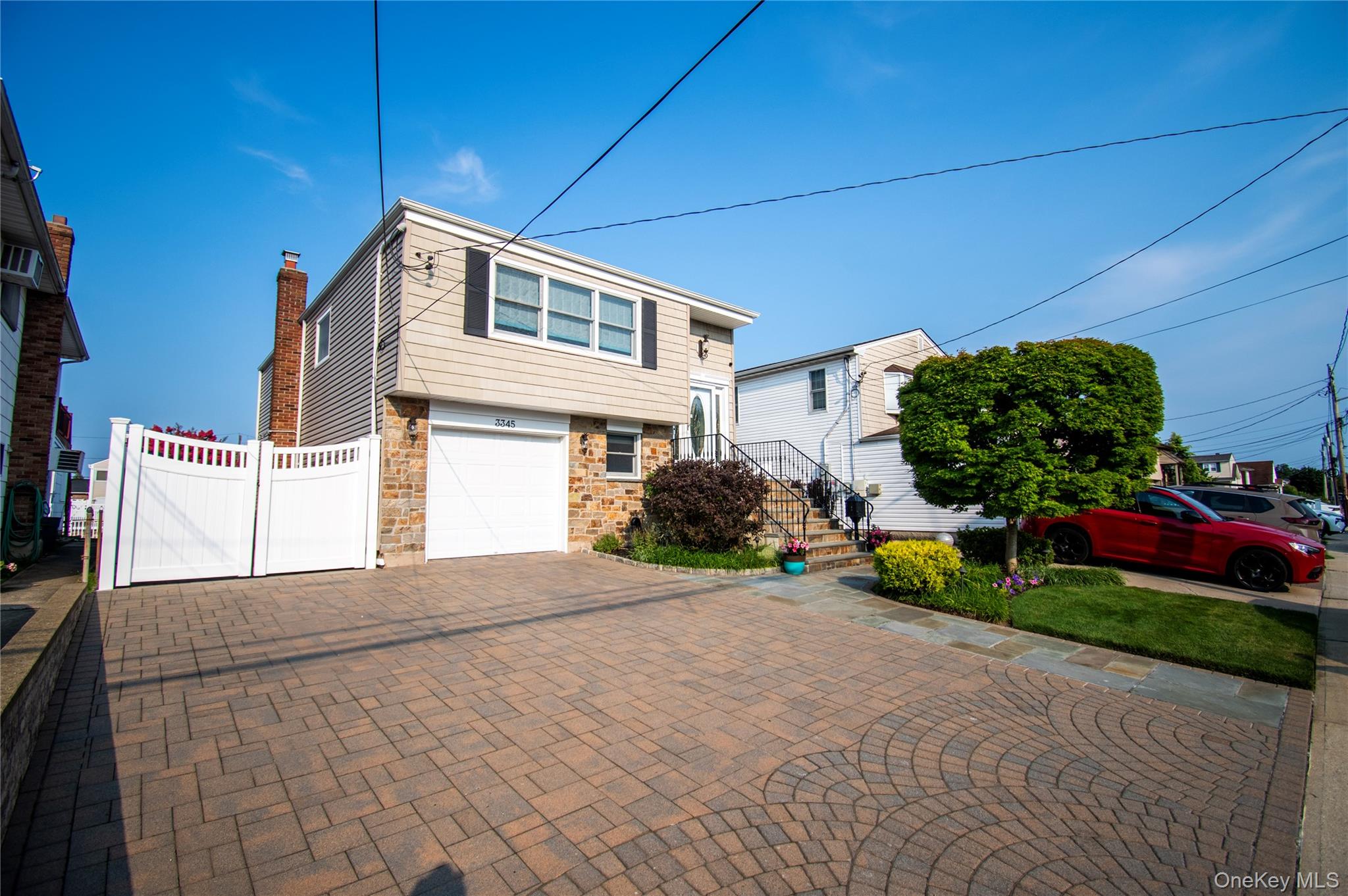 3345 Parkway Drive — photo 2